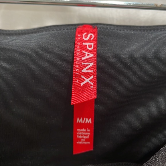 Spanx Faux Leather Side Stripe Leggings (Sz M) - Picture 6 of 7